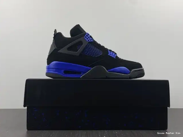 4 Retro CT8527-018 